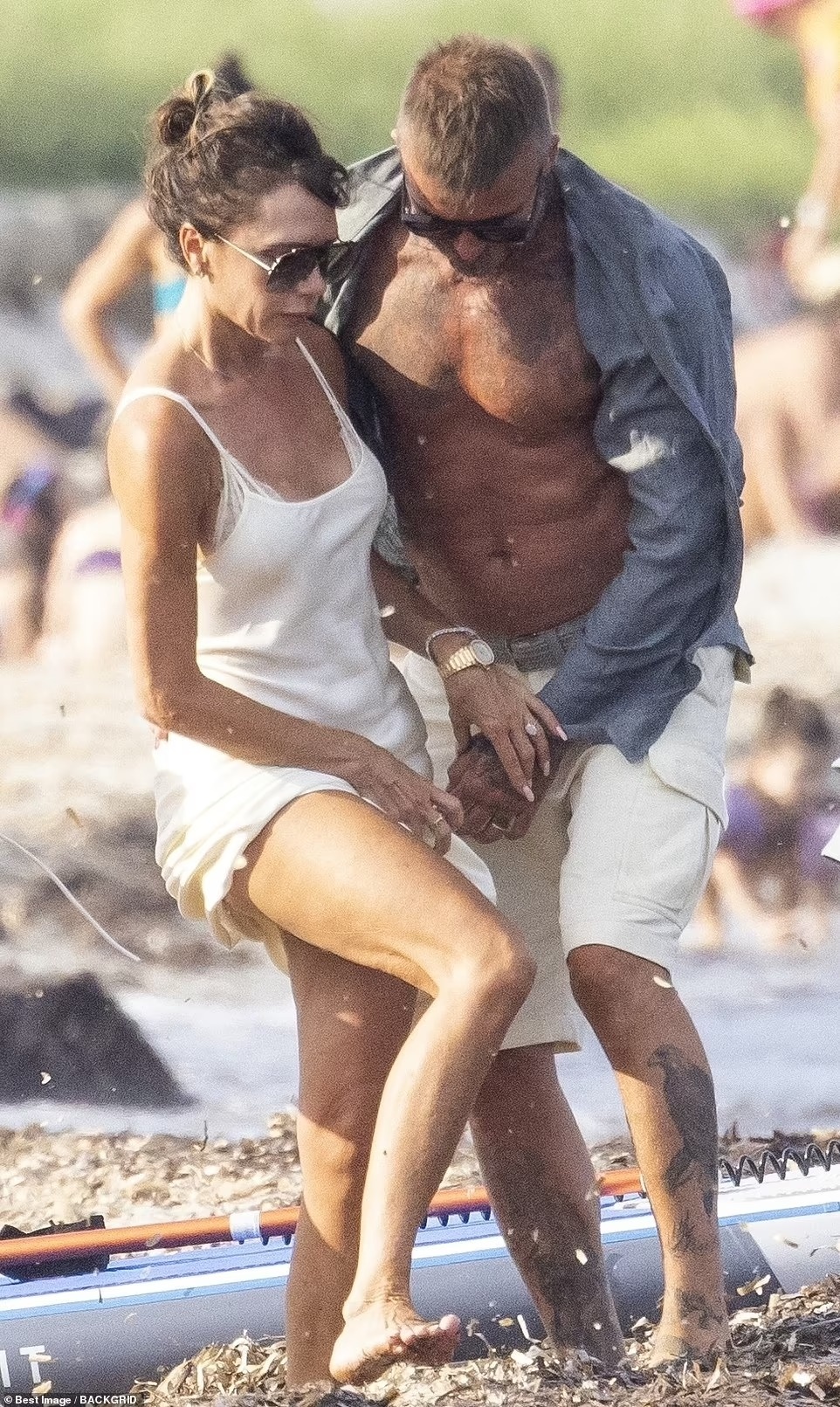 David Beckham khoe co bung o tuoi 47 anh 1