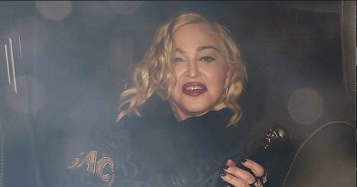 Madonna roi dem dien voi nguoi tinh kem 36 tuoi hinh anh