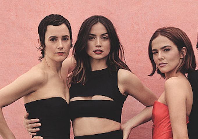 Hau truong buoi chup anh cua 'Bond Girl' moi hinh anh