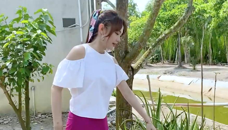 Minh Hang khoe vuon rong 20.000m2 tai Dong Nai hinh anh