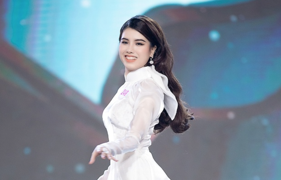 Dan thi sinh trinh dien ao dai tai ban ket Hoa hau Viet Nam 2020 hinh anh