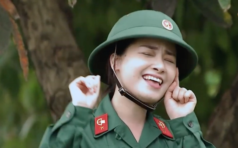 Duong Hoang Yen hat live ‘Co gai vot chong’ hinh anh