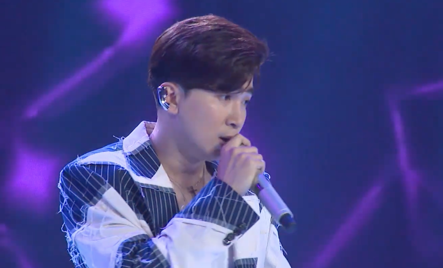 Chi Dan hat 'Anh muon em song sao' hinh anh