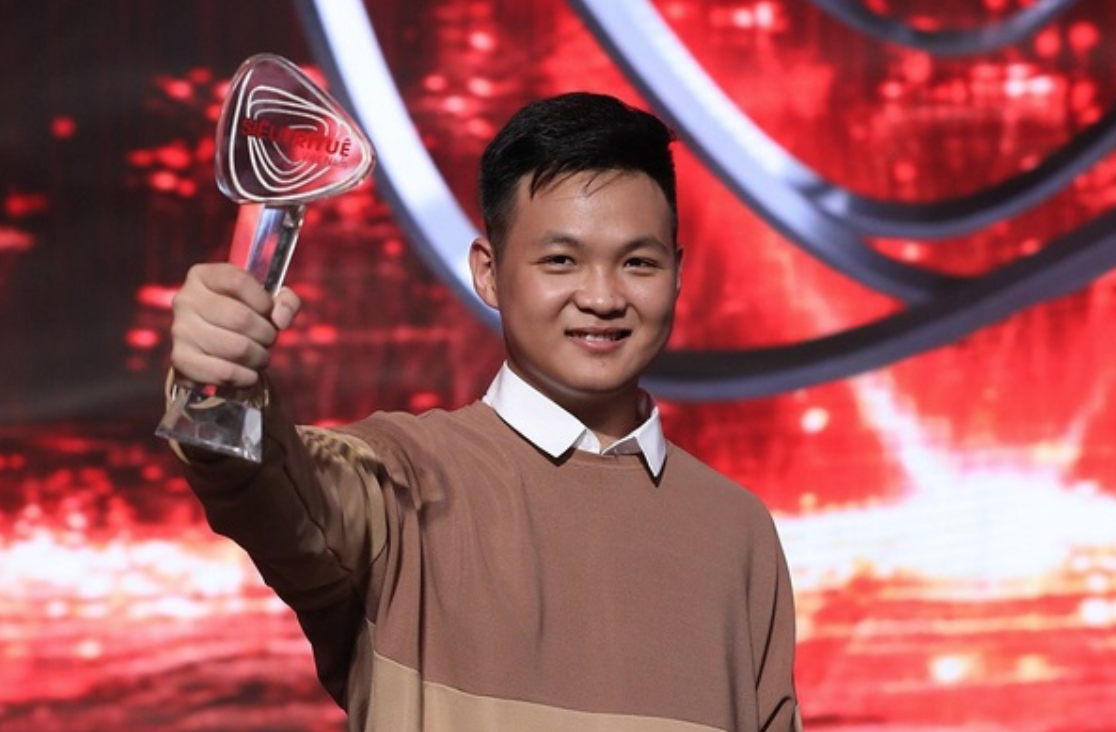 Nhung man tranh tai cua Viet Hoang tai Sieu tri tue hinh anh