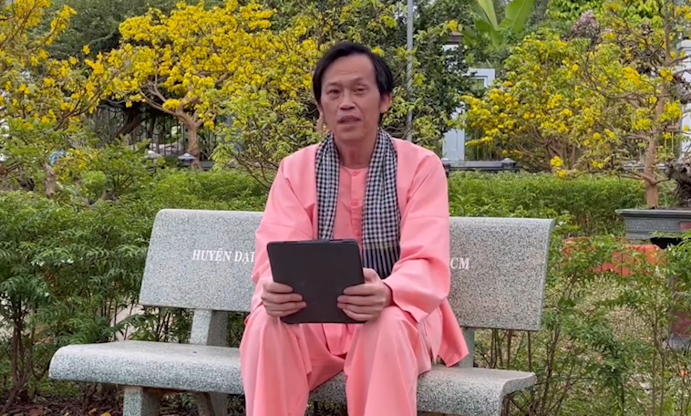 Hoai Linh lam tho chuc Tet khan gia hinh anh