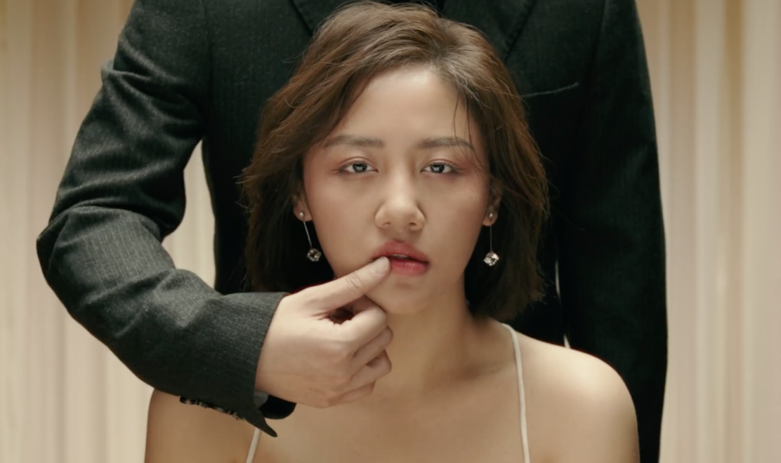 Van Mai Huong hat live the nao? hinh anh