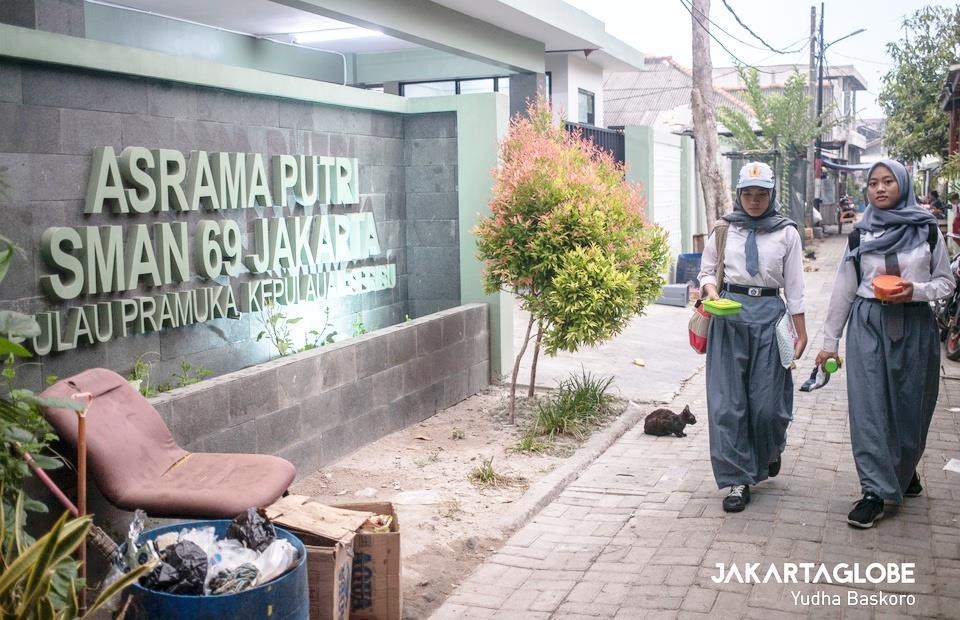 Cuoc song hoc sinh tren dao anh 6