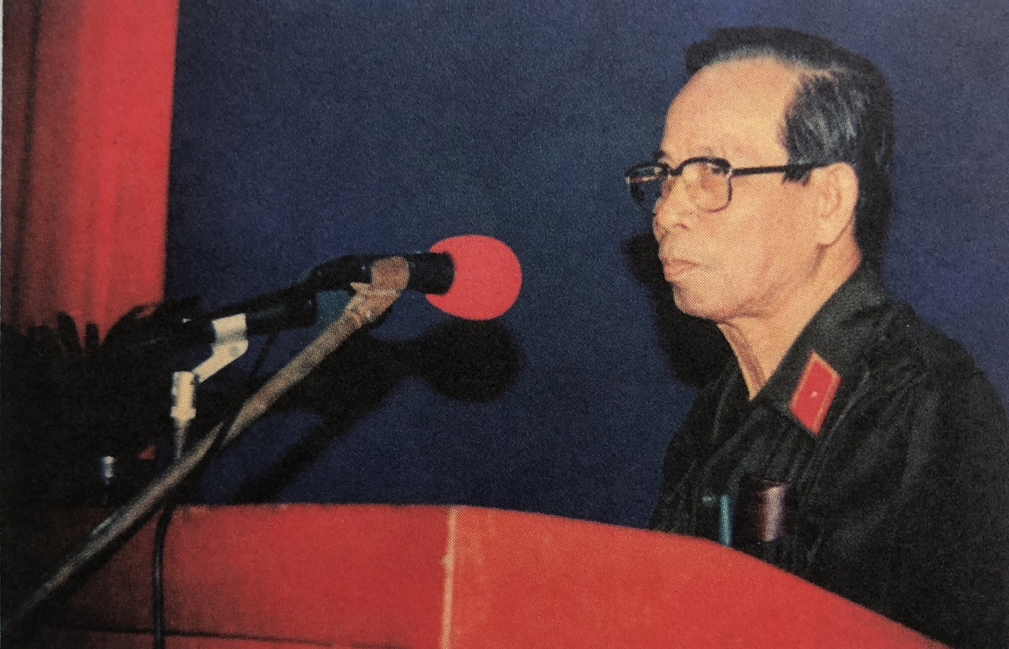 Nguoi thay tinh bao anh 1