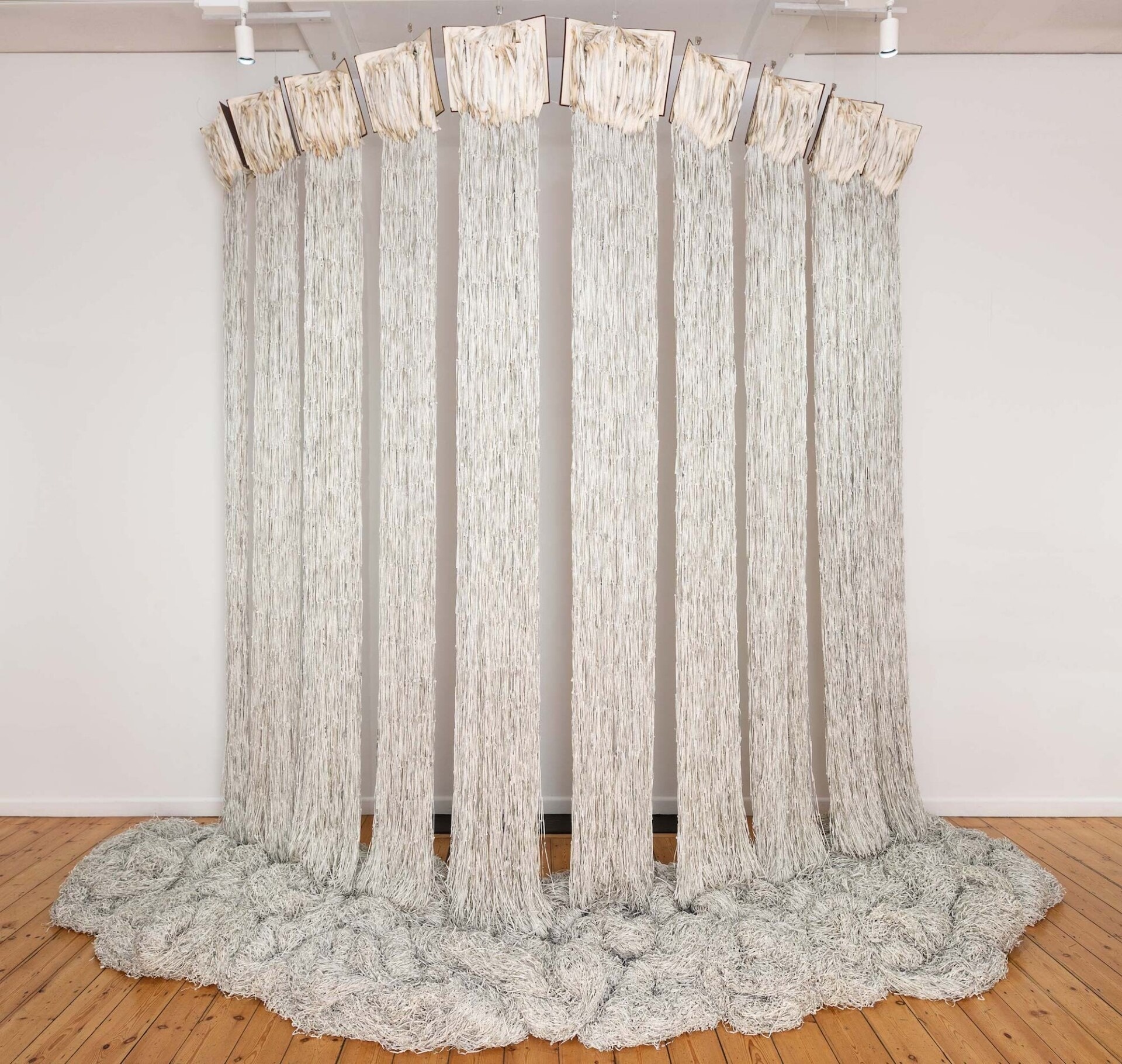 Dieu khac sach anh 1