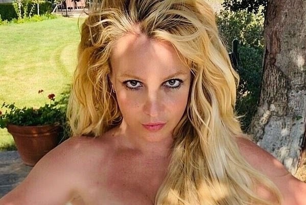 Britney Spears: 'O tuoi 40, toi dang trai nghiem nhung dieu moi me' hinh anh