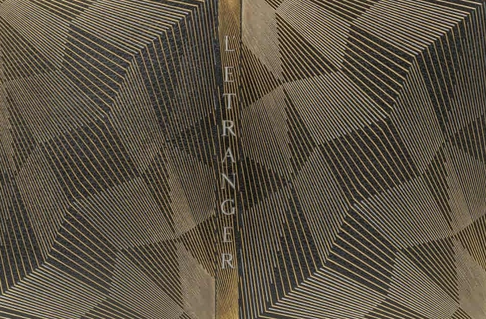 Ban viet tay 'Nguoi xa la' cua Albert Camus duoc ban 16,5 ty hinh anh