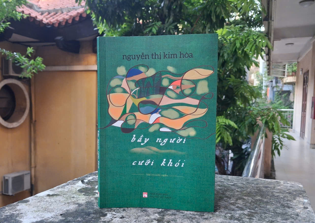 Bay nguoi cuoi khoi anh 1