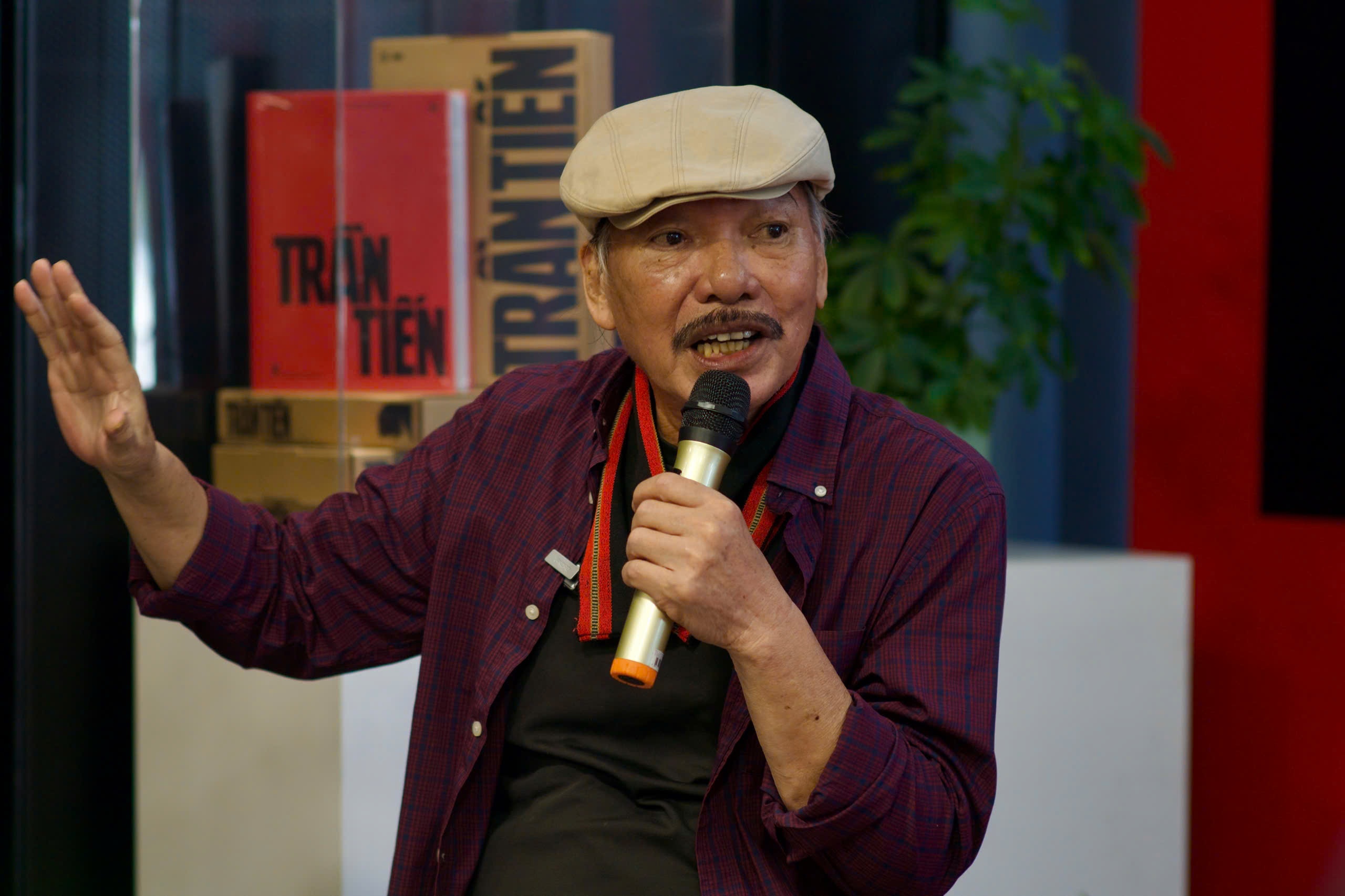 Thoi ngu duong, bi nhac si Trinh Cong Son tim ve mang cua Tran Tien hinh anh