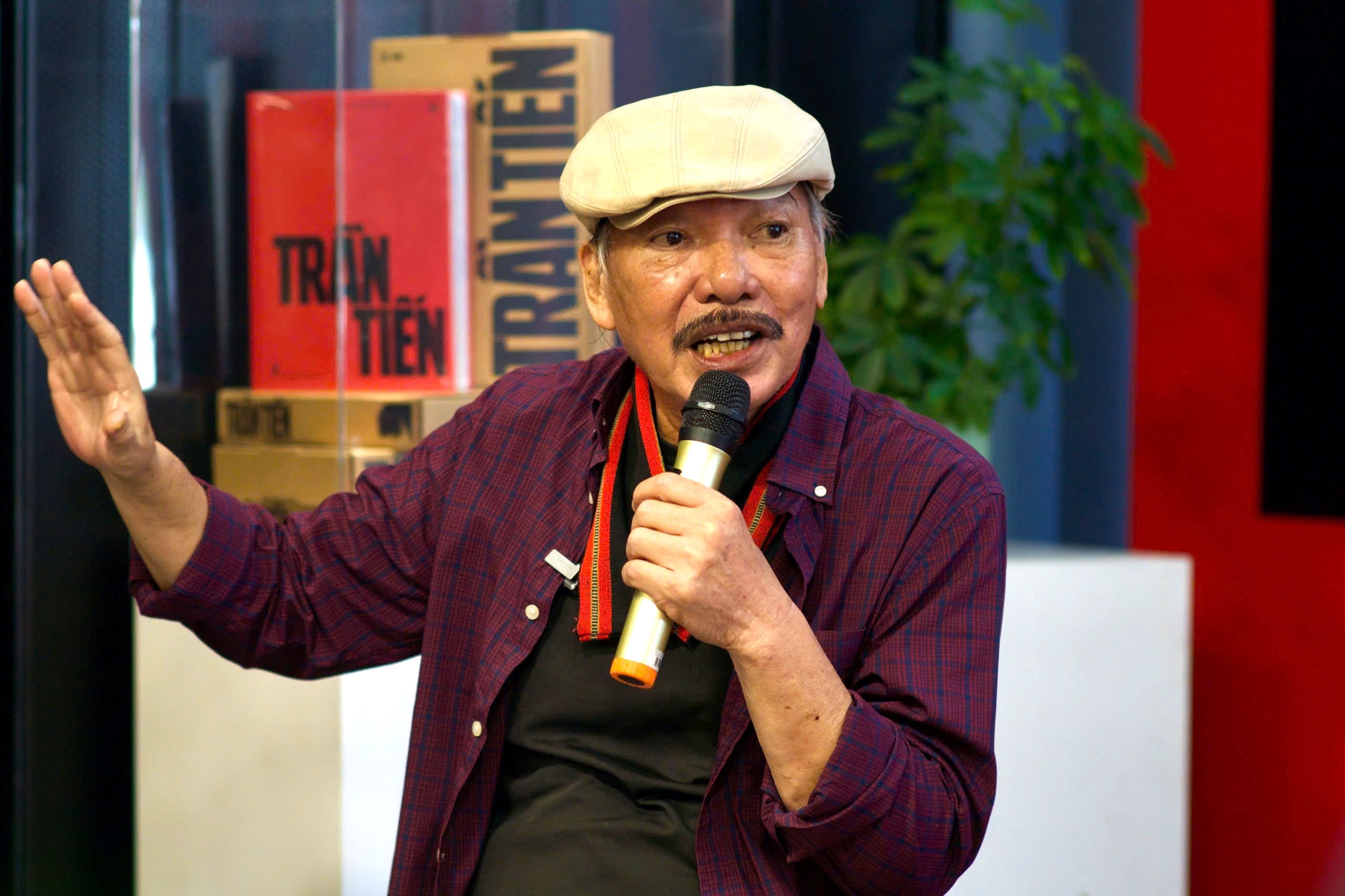 Thoi ngu duong, bi nhac si Trinh Cong Son tim ve mang cua Tran Tien hinh anh