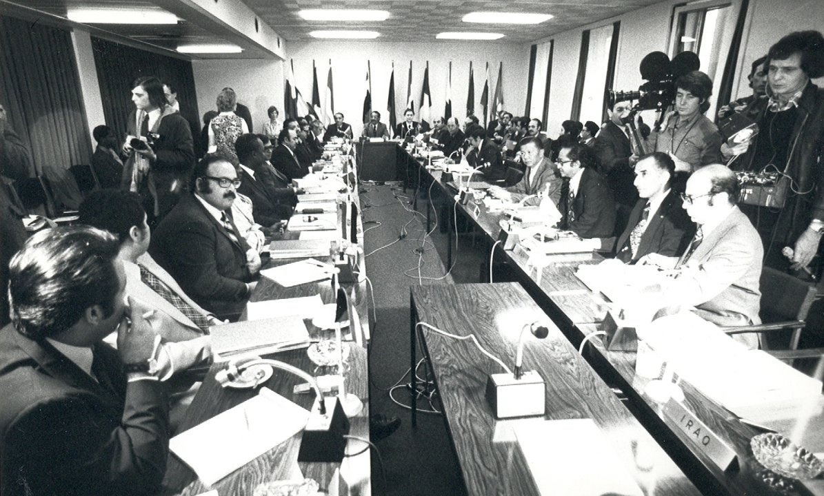 Chan chinh muc gia chung cho dau hinh anh