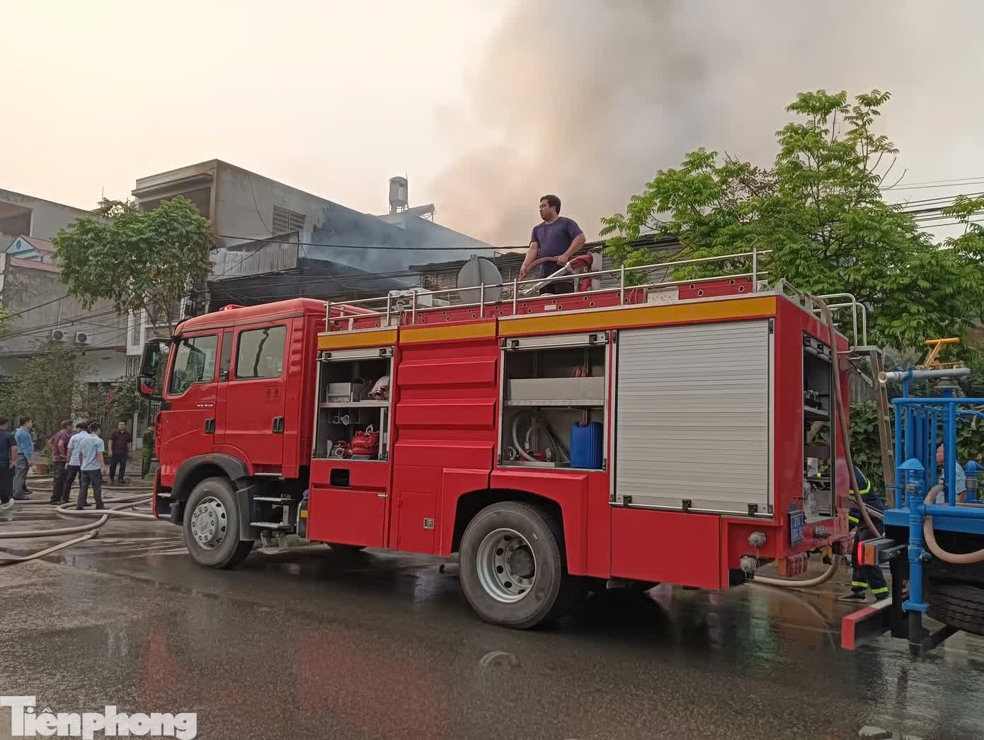 nha hang Cua Song,  Chu Cua Song,  Nhan vien Cua Song,  Ke toan Cua Song,  Cua hang Cua Song,  doi tuong chem nguoi,  phong hoa nha hang anh 5
