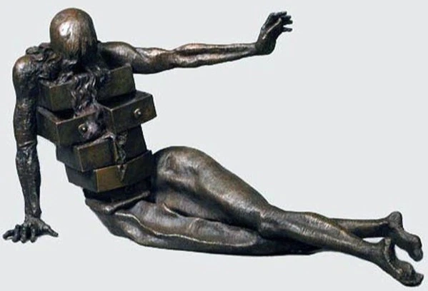 Những 'ngăn kéo vô thức' kỳ dị trong nghệ thuật Salvador Dalí