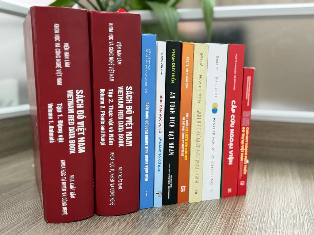 Giải thưởng Sách KHCN, đổi mới sáng tạo và chuyển đổi số