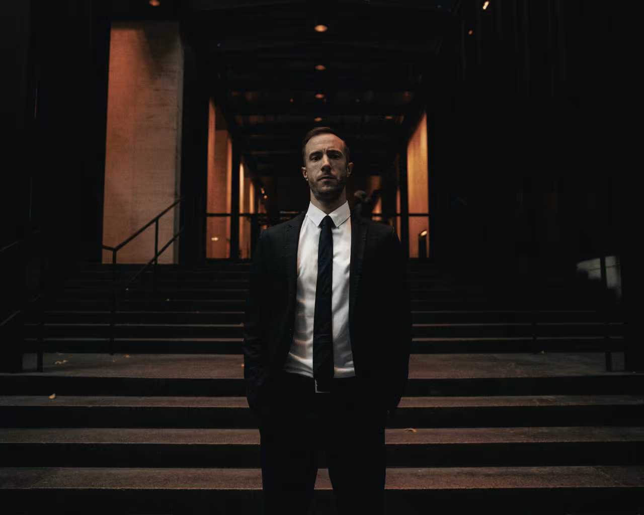 thuoc kich thich,  cong cu sinh ton,  ap luc cong viec,  nhan vien tai chinh,  nhan vien ngan hang,  ADHD la gi,  wall street new york anh 4