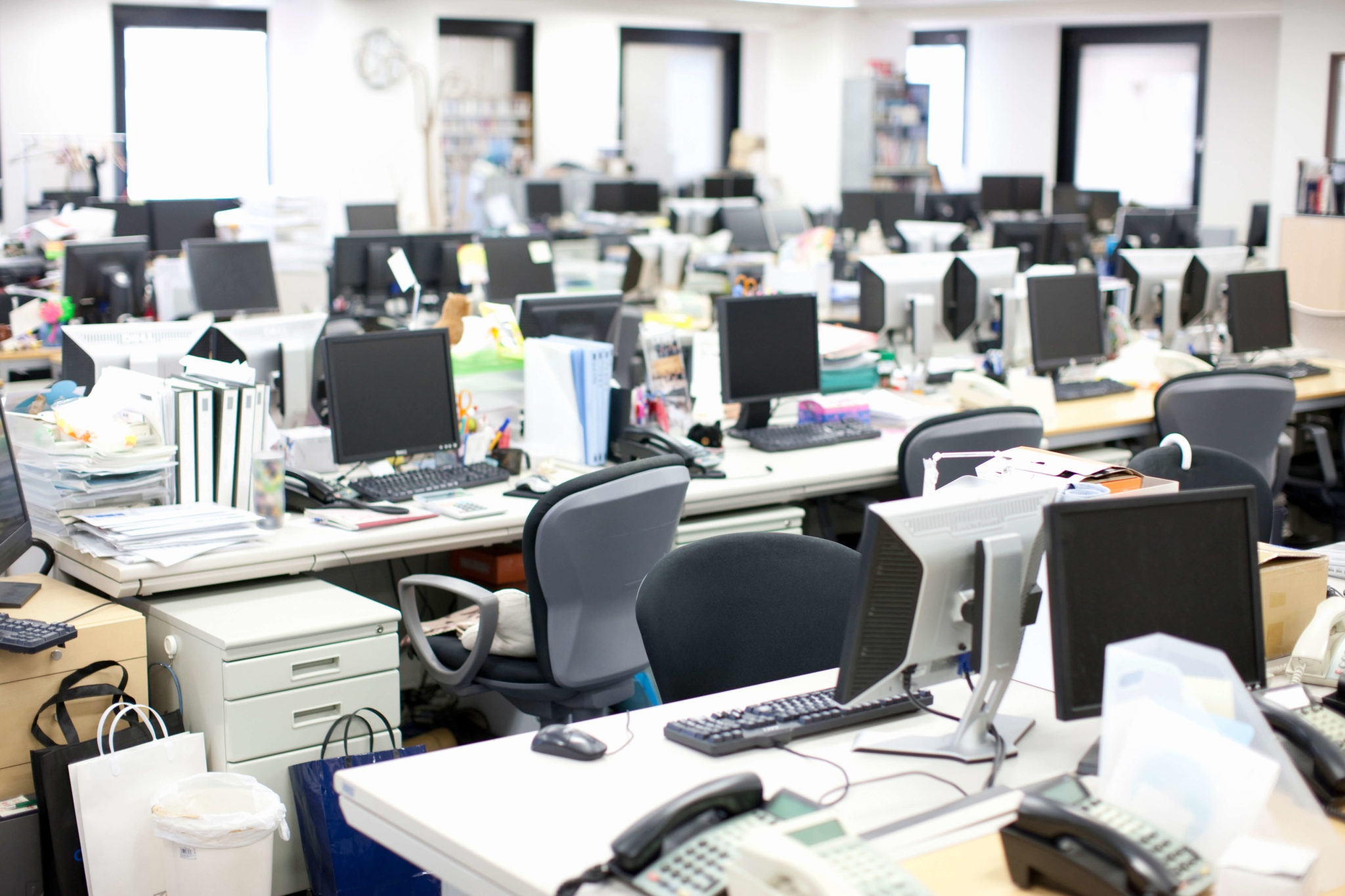 lao dong Nhat Ban,  nhan vien Nhat,  nhay viec,  dich chuyen lao dong,  chuyen viec,  Recruit Agent,  chinh phu Nhat,  Nhat Ban tang luong,  thieu hut lao dong anh 2