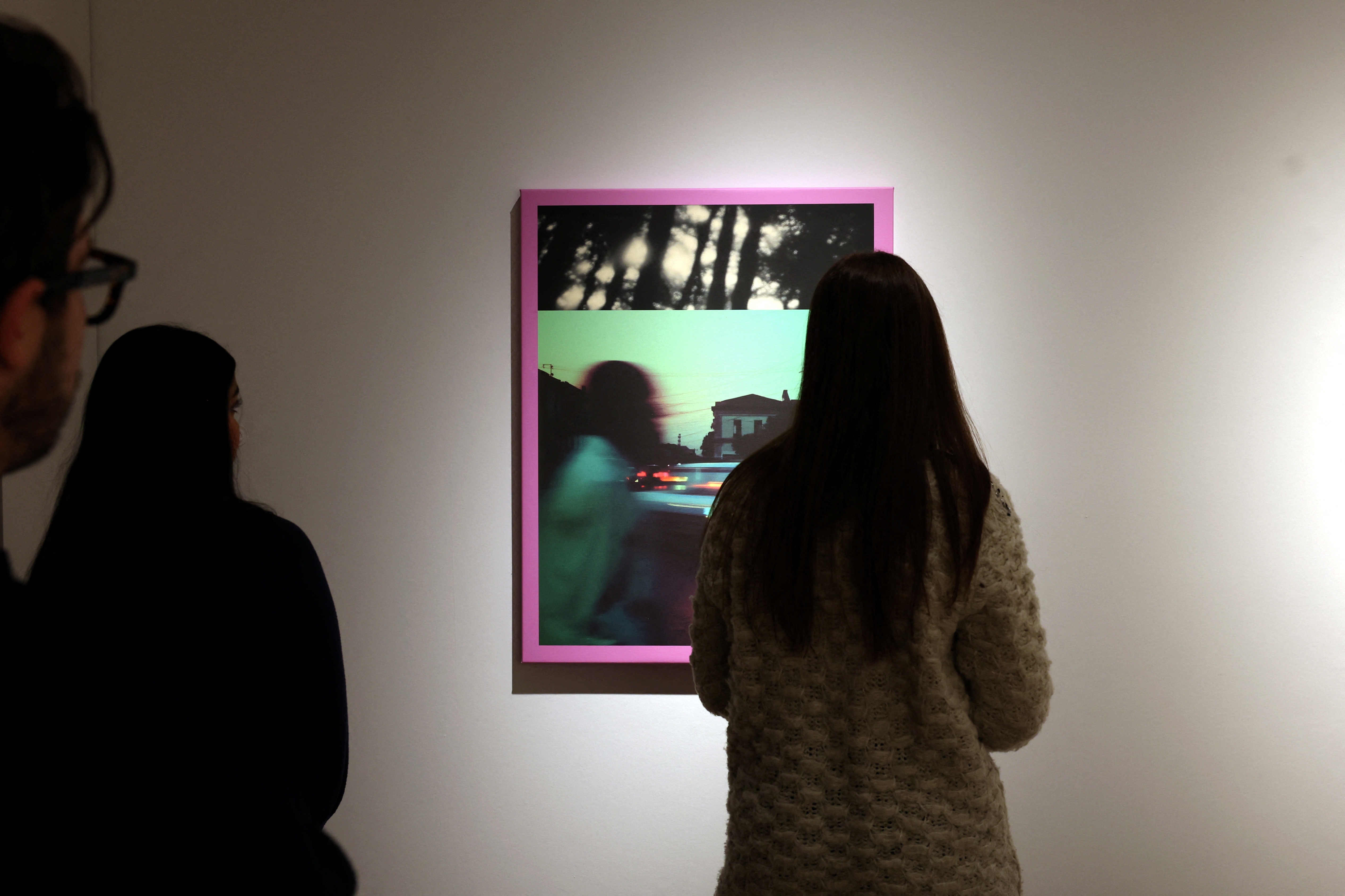 Christie’s,  Augmented Intelligence,  Harold Cohen,  Refik Anadol,  nghe thuat AI,  huy phien dau gia, 3000 nghe si phan doi,  nghe si AI,  mo hinh AI, anh 1