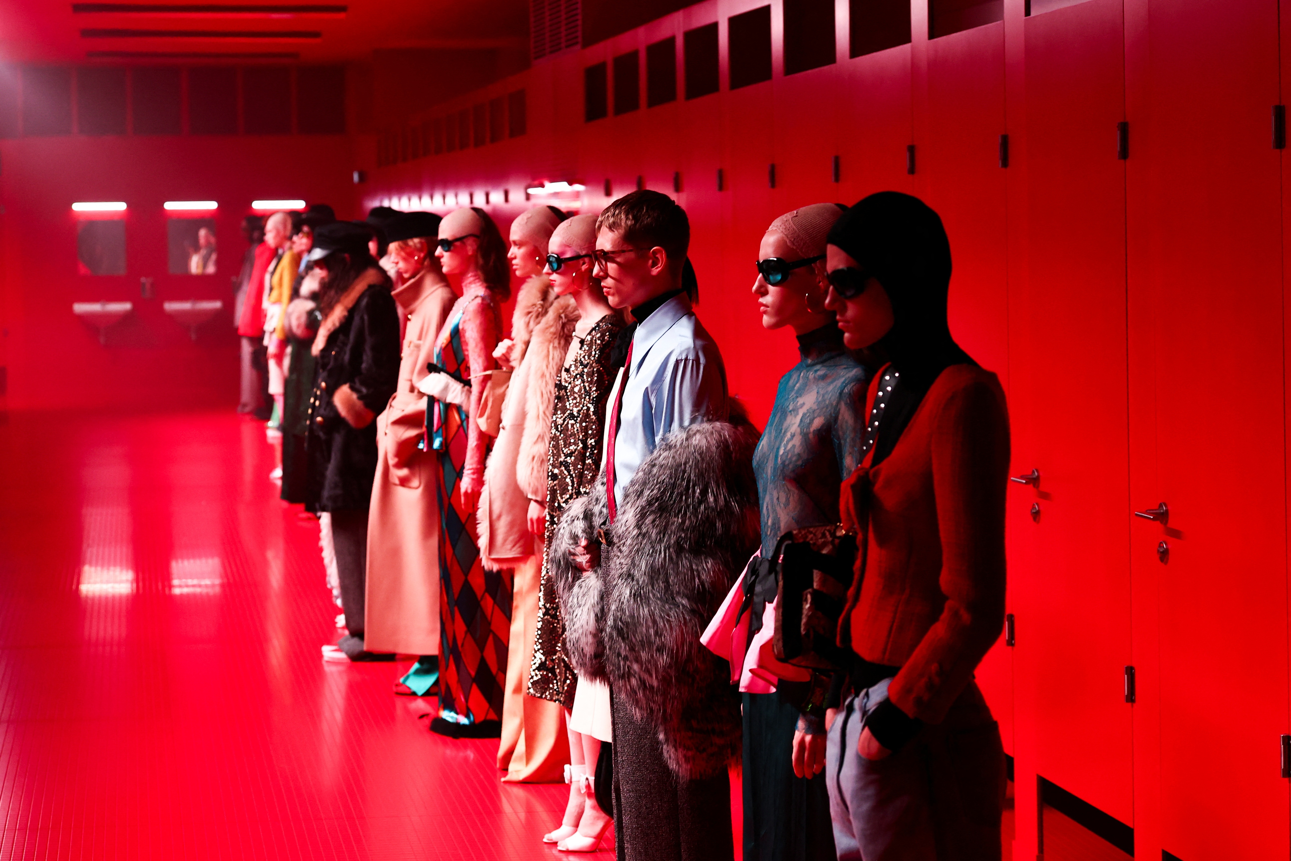 2025_03_09T165232Z_675966358_RC2Q9DANDVOQ_RTRMADP_3_FASHION_PARIS_VALENTINO.JPG