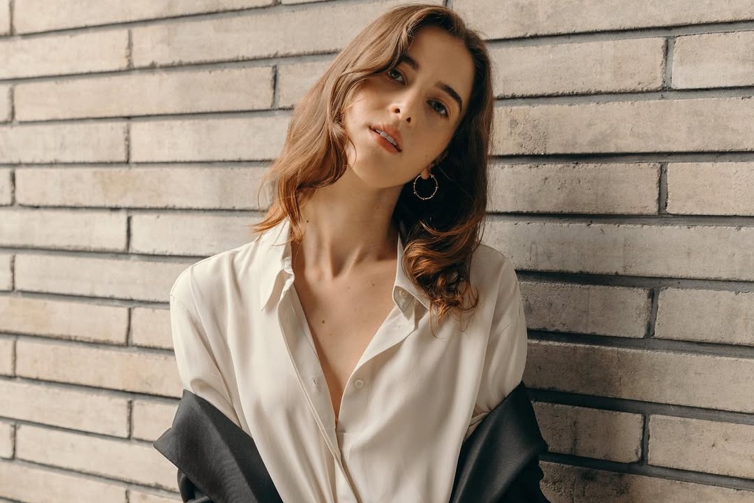 Hau sa thai 2 lan, co gai 25 tuoi kiem 10.000 USD/thang tu LinkedIn hinh anh