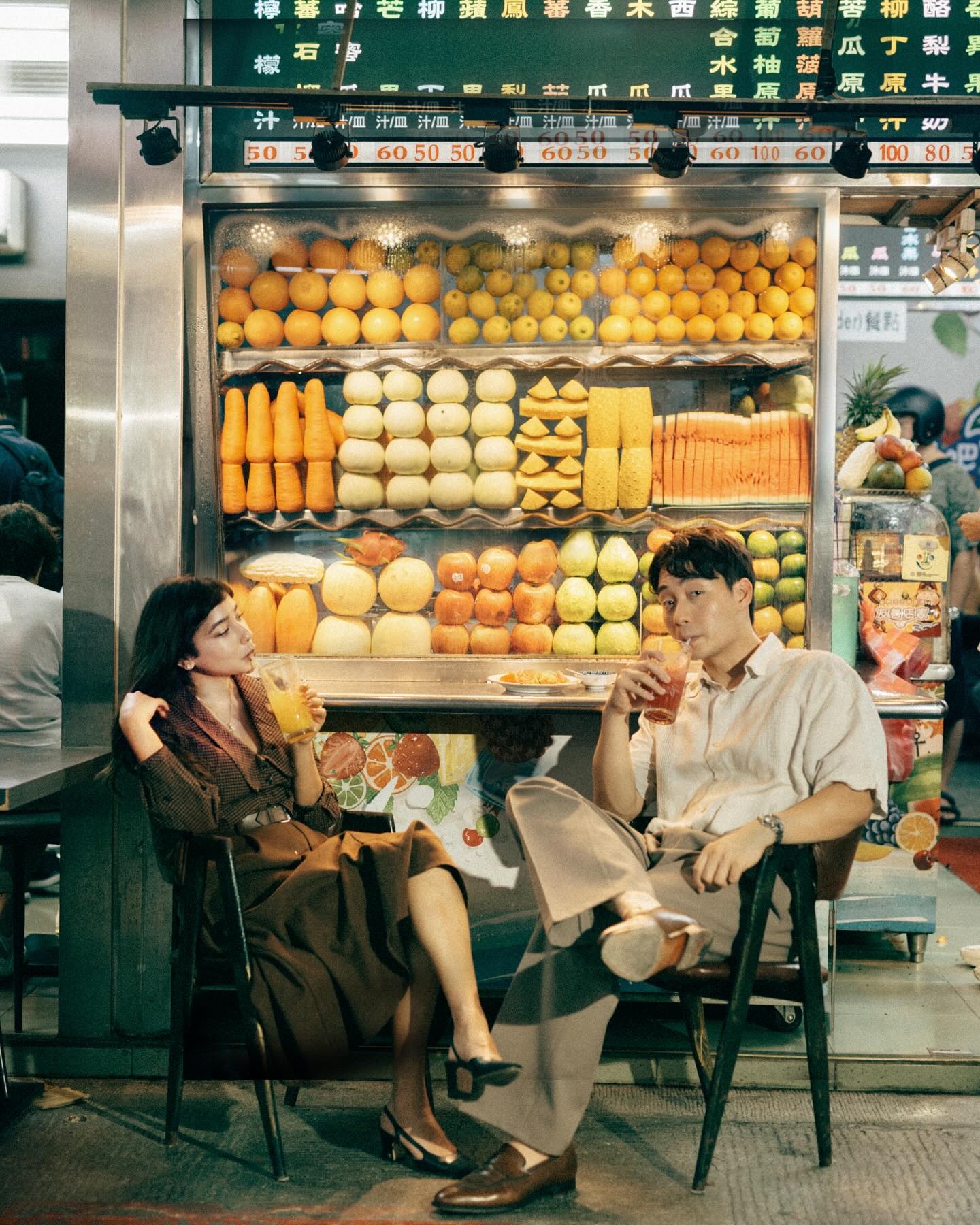 Uncle Roger,  Malaysia,  Nigel Ng,  YouTuber,  Sabrina,  Uncle Roger kết hôn,  vợ Uncle Roger,  ảnh cưới Uncle Roger,  BBC Food,  YouTuber nấu cơm,  BBC nấu cơm,   ảnh 8 Uncle Roger,  Malaysia,  Nigel Ng,  YouTuber,  Sabrina,  Uncle Roger ket hon,  vo Uncle Roger,  anh cuoi Uncle Roger,  BBC Food,  YouTuber nau com,  BBC nau com, anh 8