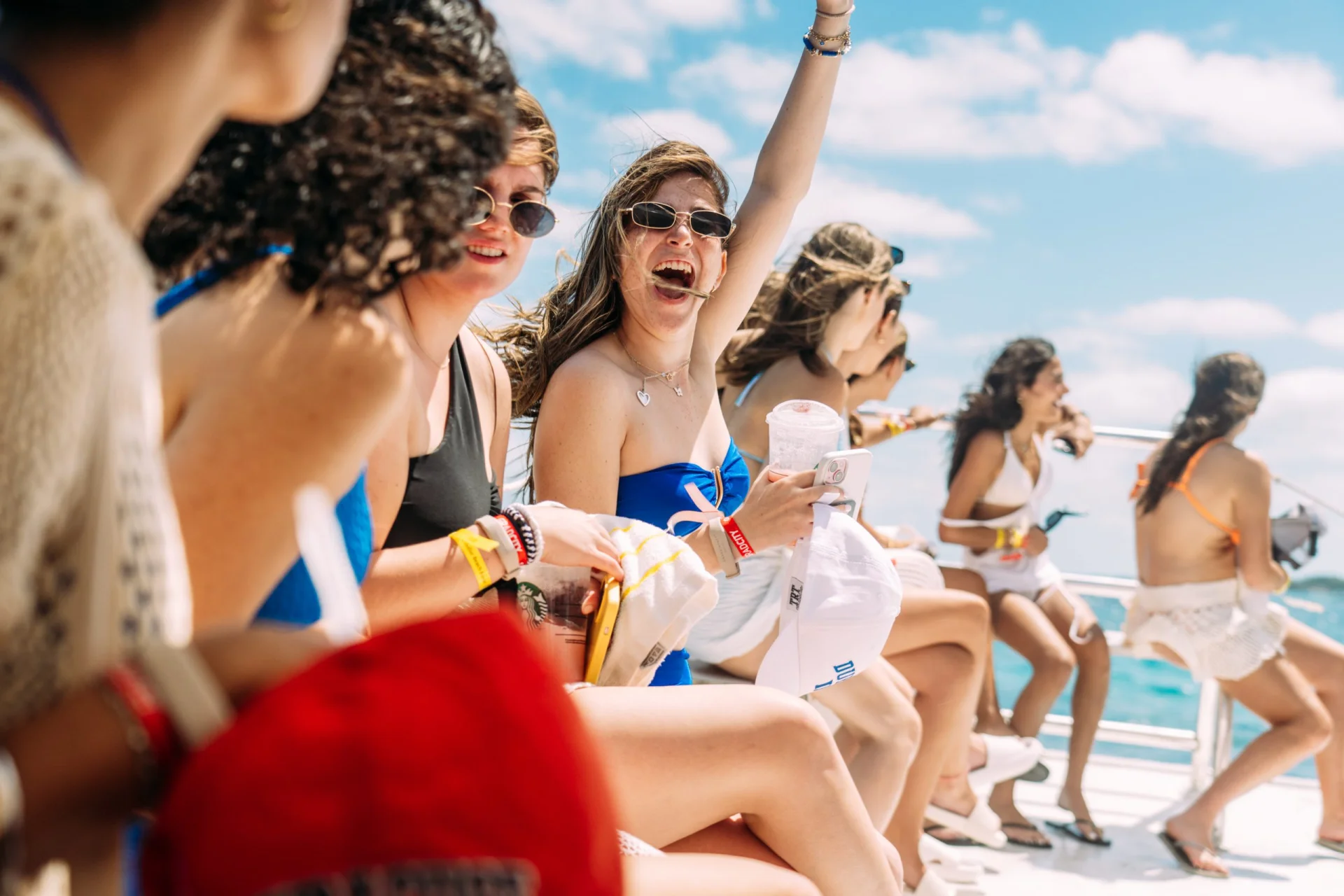 rich kid,  con nhà giàu,  học sinh trung học,  kỳ nghỉ xuân,  đảo thiên đường,  Paradise Island,  Atlantis Bahamas,  nghỉ dưỡng,  trường tư thục,  tiệc con nhà giàu,  giới thượng lưu,   ảnh 4 rich kid,  con nha giau,  hoc sinh trung hoc,  ky nghi xuan,  dao thien duong,  Paradise Island,  Atlantis Bahamas,  nghi duong,  truong tu thuc,  tiec con nha giau,  gioi thuong luu, anh 4