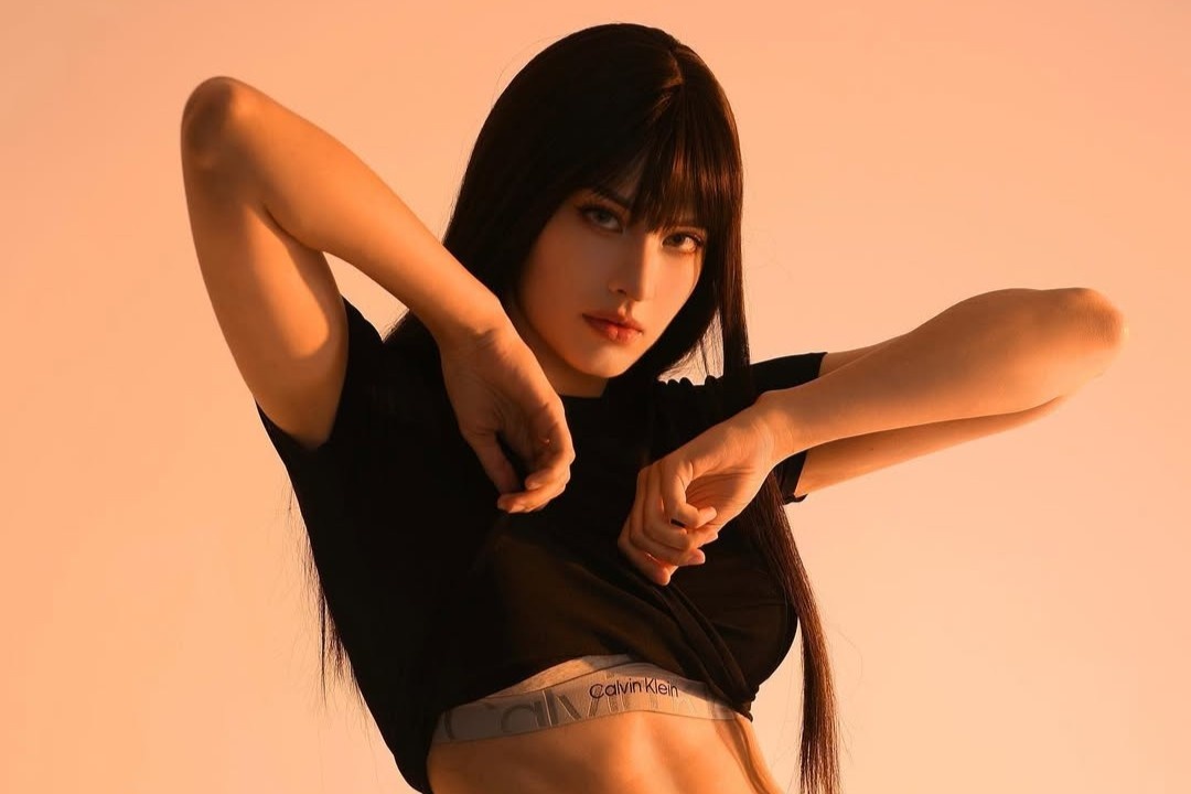 Co gai cao 1,88 m gay sot o Trung Quoc hinh anh