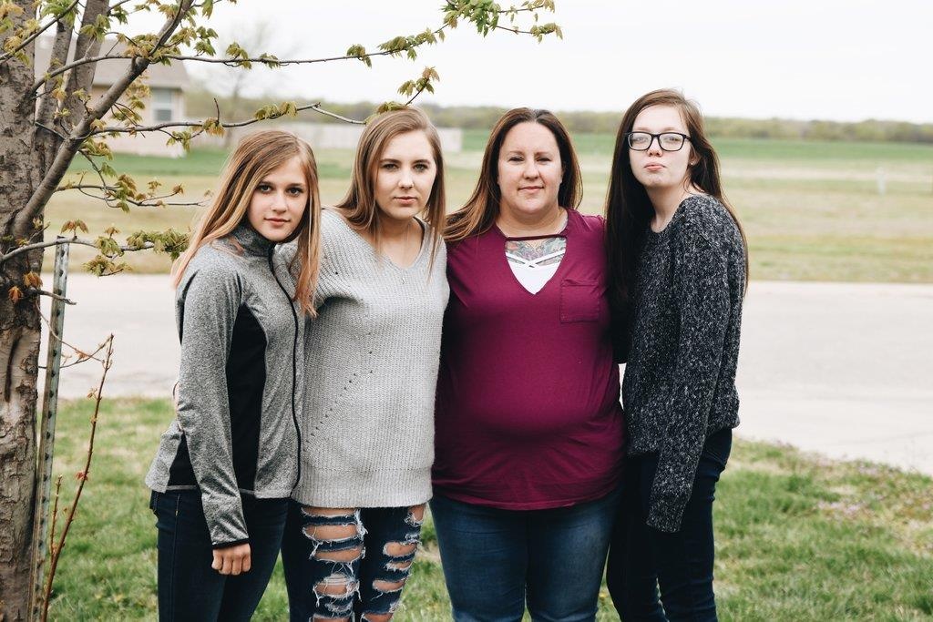 Truong hoc cua Mark Zuckerberg bi tay chay anh 2