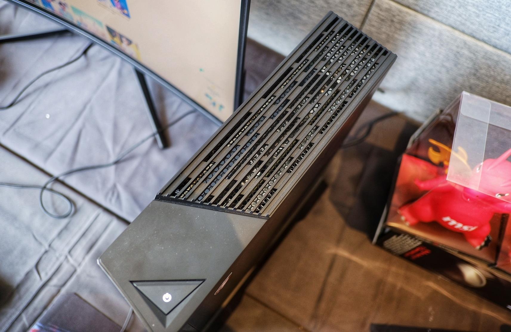 MSI phan phoi trident va mini cubi o Viet Nam anh 7