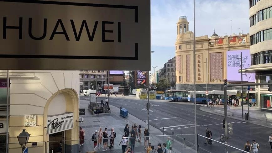 Huawei giup Trieu Tien xay mang vien thong anh 2