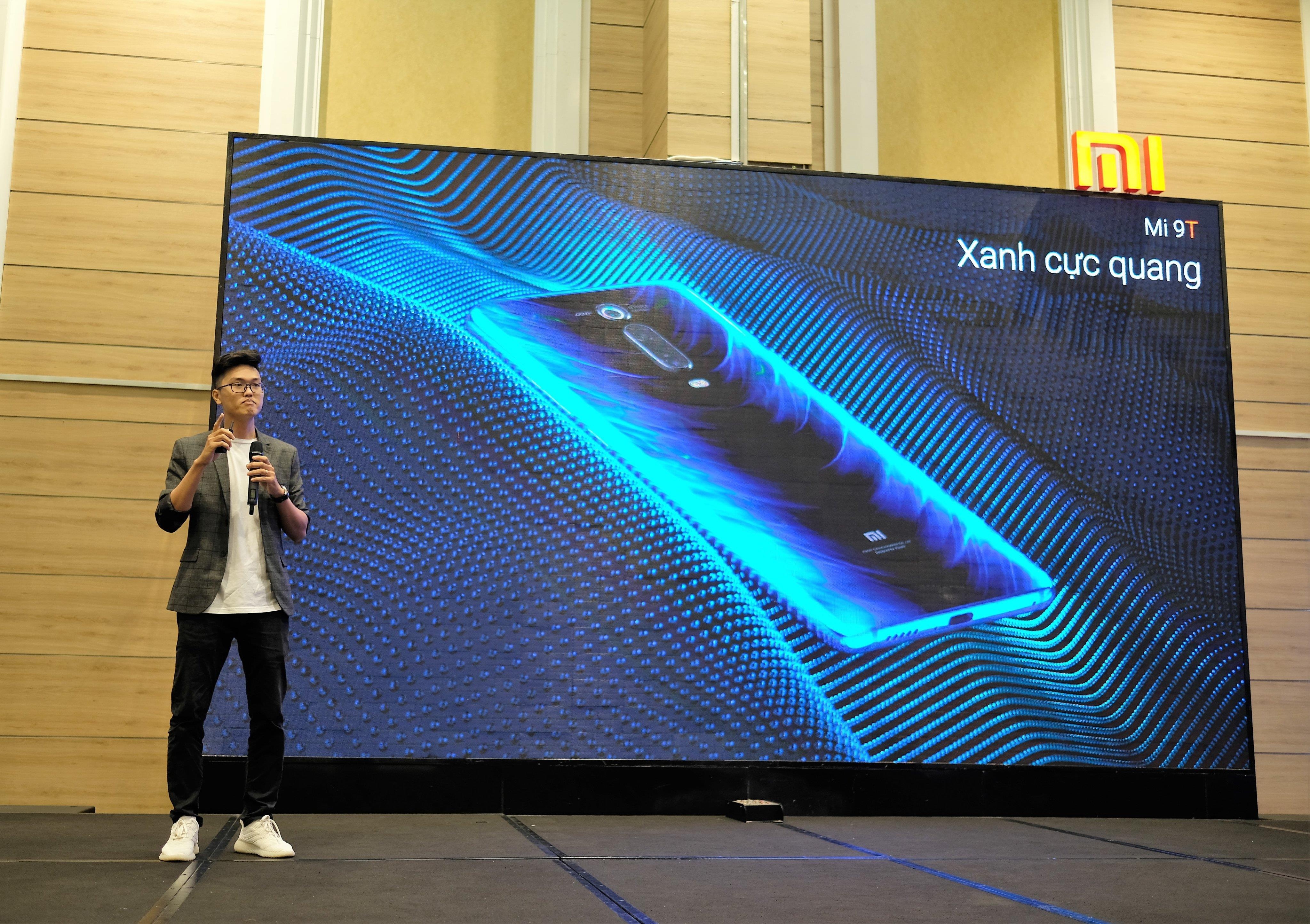 Xiaomi Mi 9T ra mat tai Viet Nam anh 1