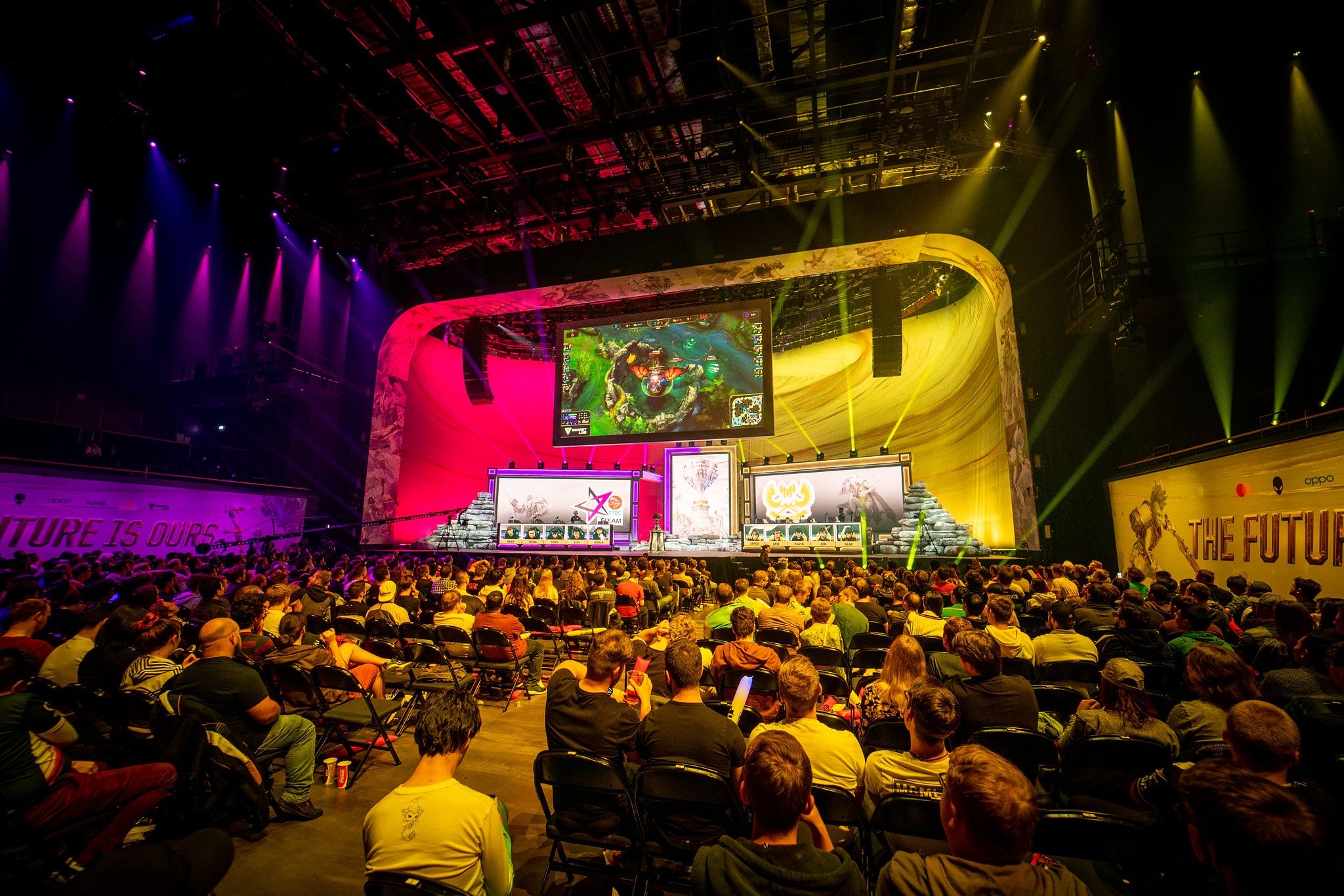 fan gam xuat hien tai cktg anh 1