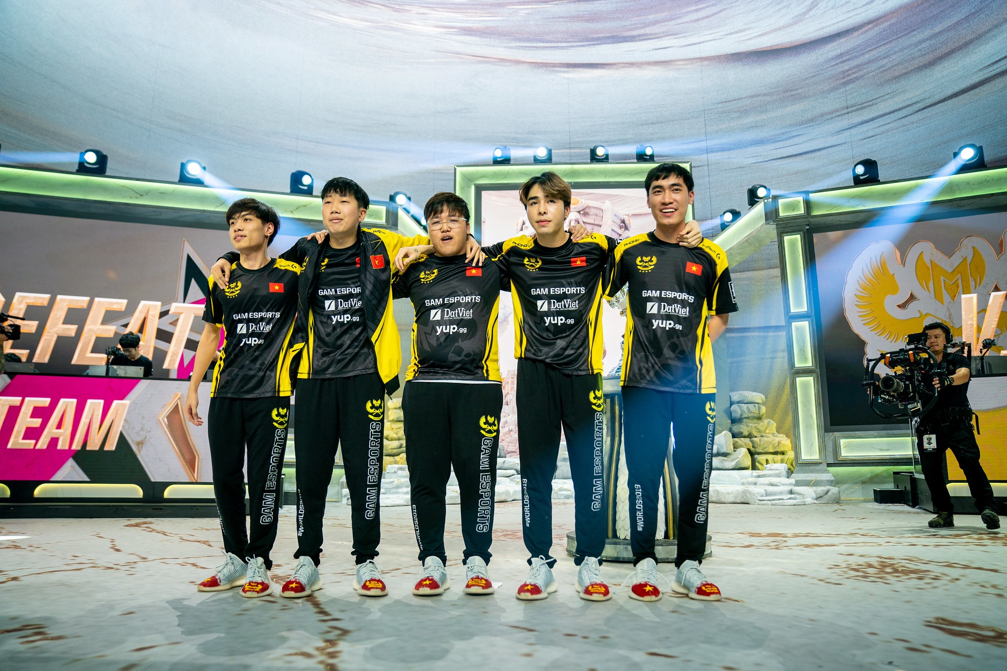 fan gam xuat hien tai cktg anh 8