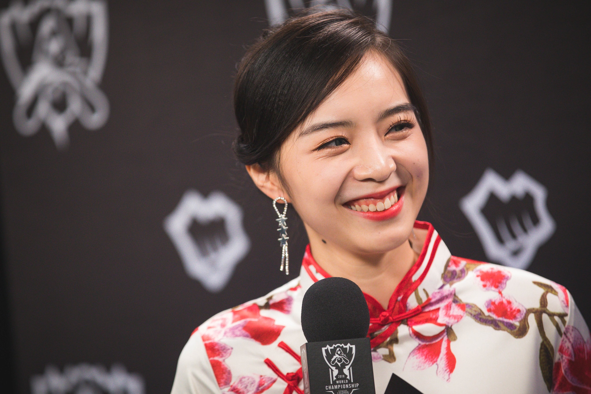 MC xinh dep tai chung ket the gioi 2019 anh 6