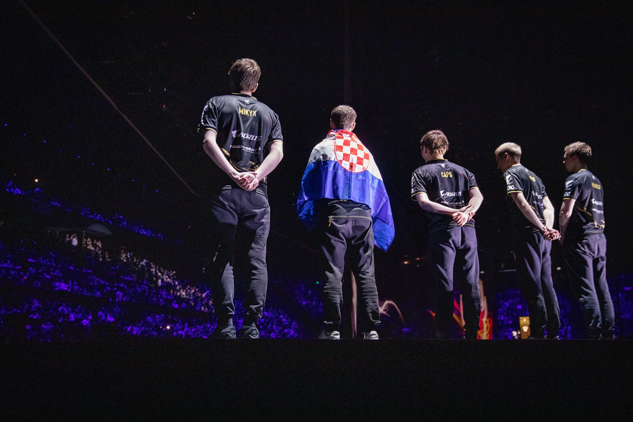 Funplus Phoenix vô địch chung kết LMHT ảnh 2 Funplus Phoenix vo dich chung ket LMHT anh 2