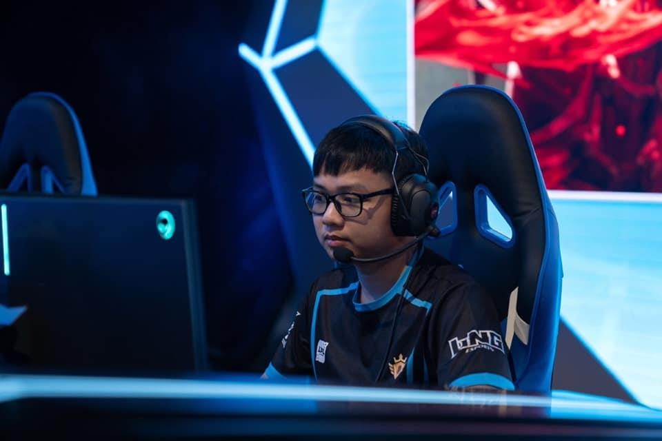 Fan Viet ru nhau qua server Trung Quoc binh chon cho 'than rung' SofM hinh anh