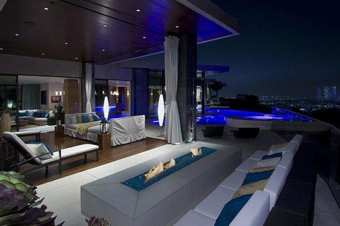 Choang ngop can biet thu xay trong 7 nam cua Bill Gates anh 6