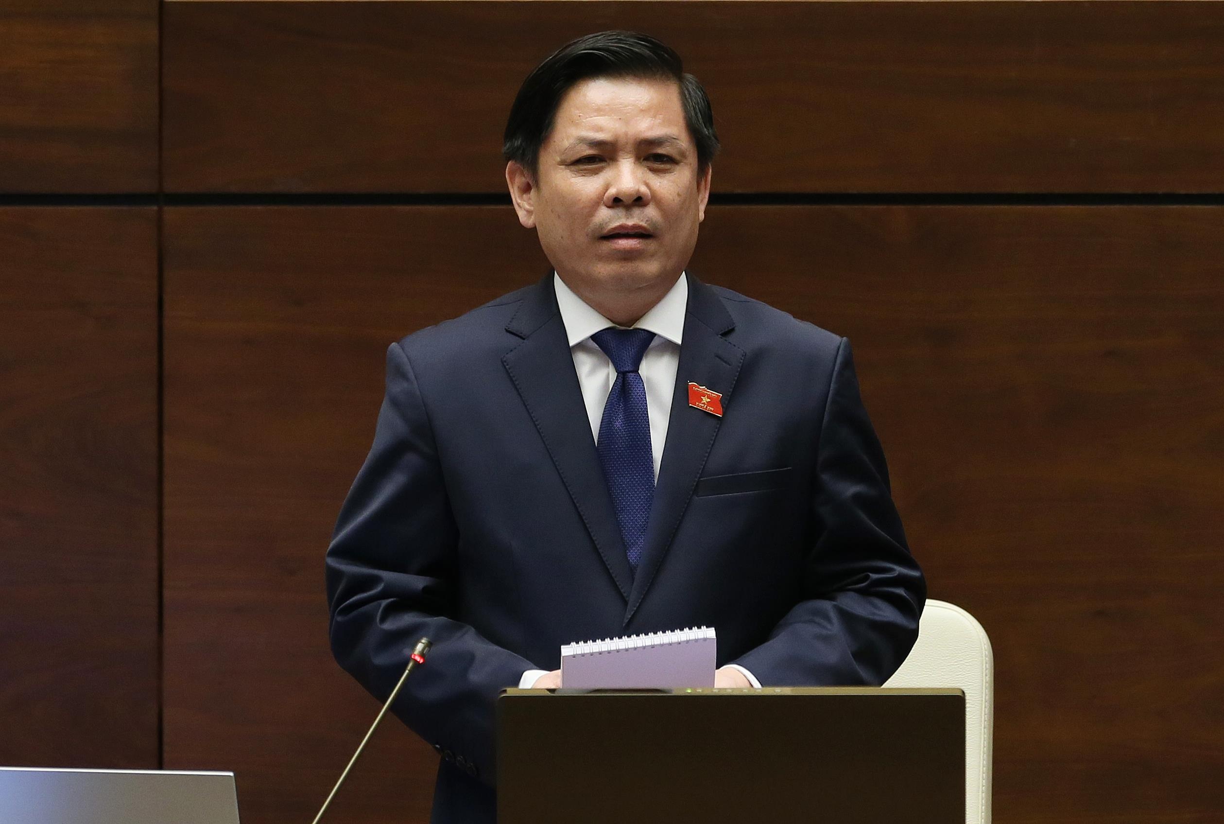 Bo truong GTVT: 'Taxi truyen thong hay cong nghe deu phai gan mao' hinh anh