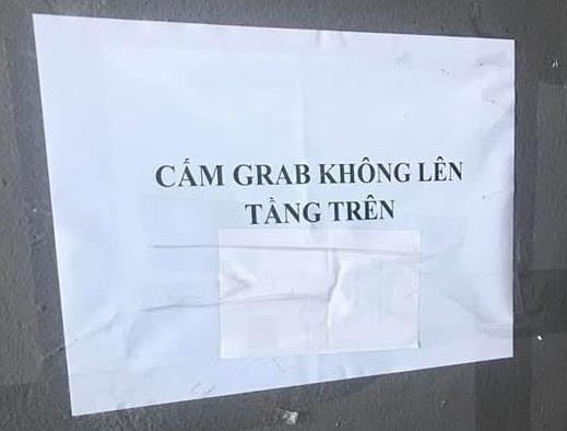 Quan tra sua TocoToco 'cam tai xe len tang' bi to phan biet doi xu hinh anh