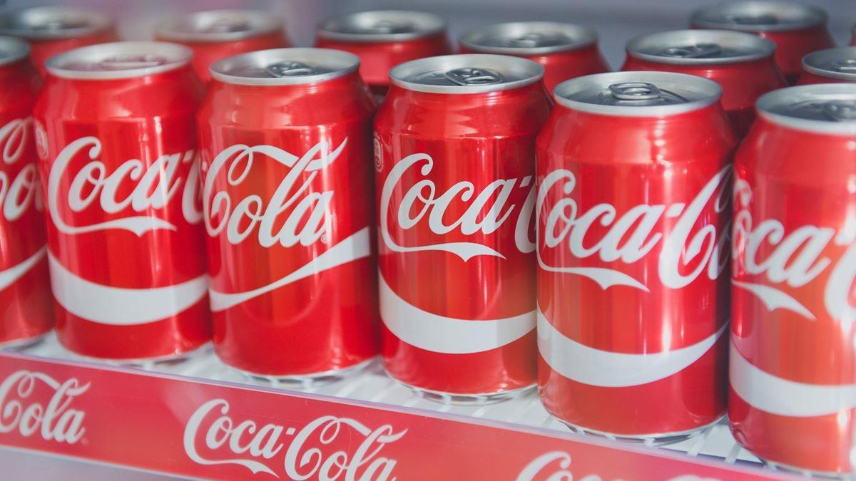 quang cao cua Coca-Cola khong phu hop thuan phong my tuc anh 2