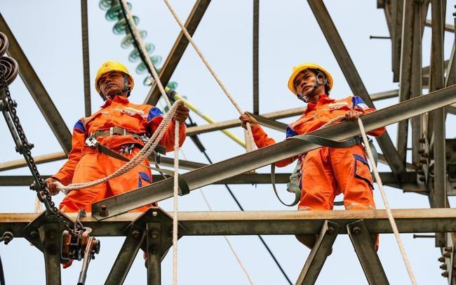 Tang mua dien gia re tu Trung Quoc de bot con ‘khat’ dien hinh anh