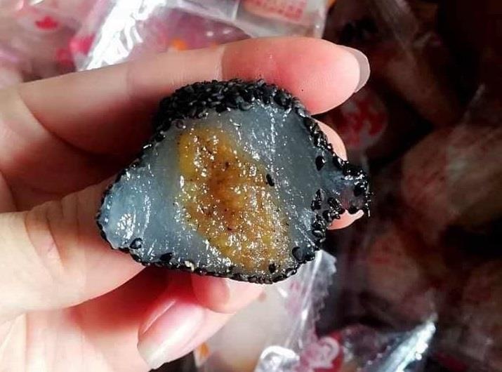 Thu giu 1.120 banh ngot nhan trung nhap lau tu Trung Quoc vao Lang Son hinh anh