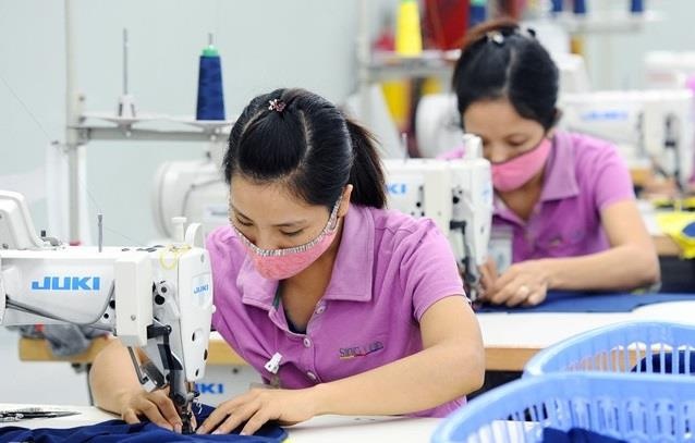 Viet Nam tang 10 bac ve xep hang chi so canh tranh toan cau hinh anh