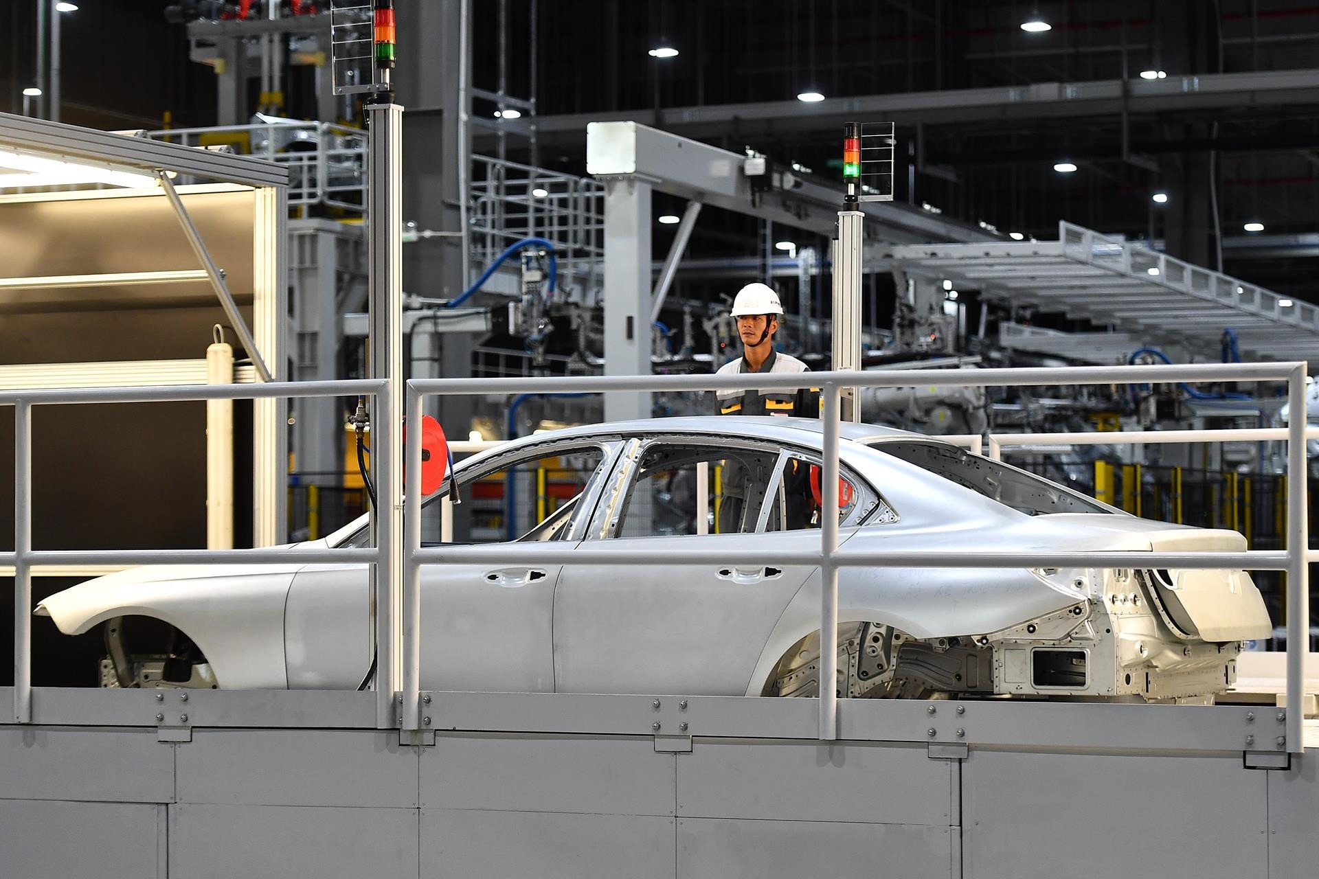 Ôtô Việt sẽ phải cạnh tranh với xe nhập khẩu từ Lào, Campuchia ảnh 1 Oto Viet se phai canh tranh voi xe nhap khau tu Lao, Campuchia anh 1