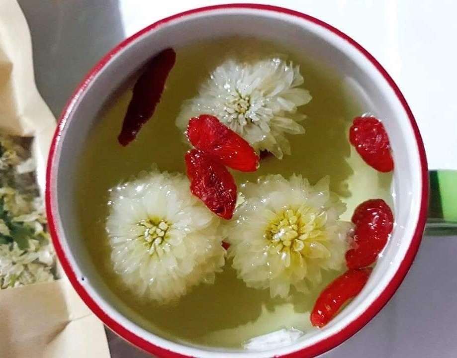 Trà hoa tiến vua, 2 triệu đồng/kg, nhà giàu uống dè từng bông ảnh 2 Tra hoa tien vua, 2 trieu dong/kg, nha giau uong de tung bong anh 2