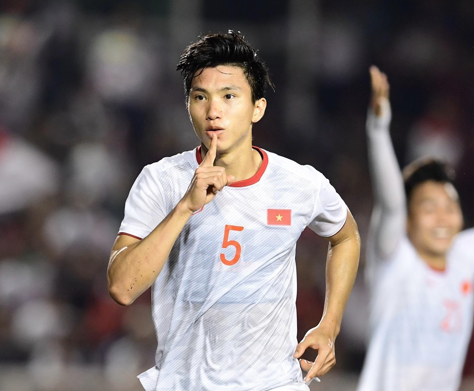 Ghi ban mo ty so, Van Hau nhan 300 trieu tien thuong hinh anh