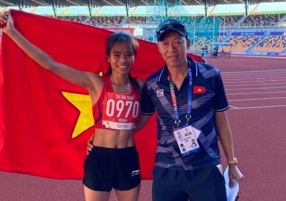 VDV chay xe om cong nghe gianh vang SEA Games duoc thuong nong hinh anh